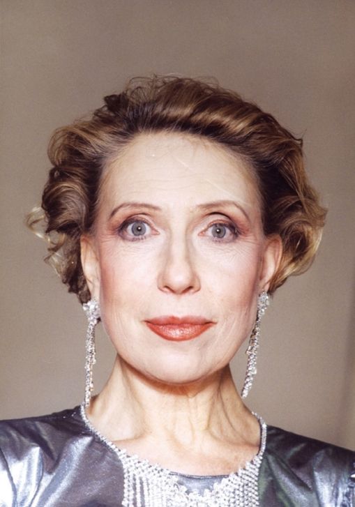 Весы Инна Чурикова Инна Чурикова