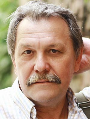 Виктор Власов (актер)
