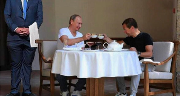 Путин и Медведев фотожаба 2
