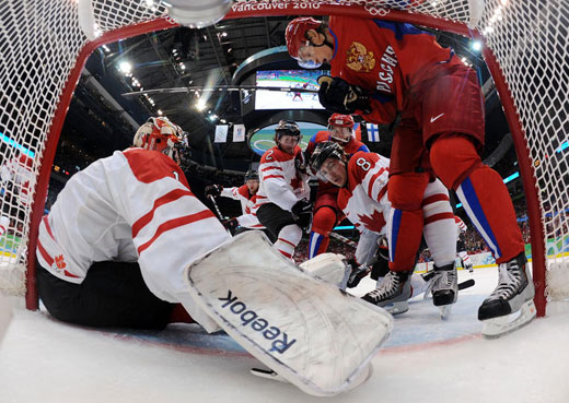 кадр матча Россия Канада 1