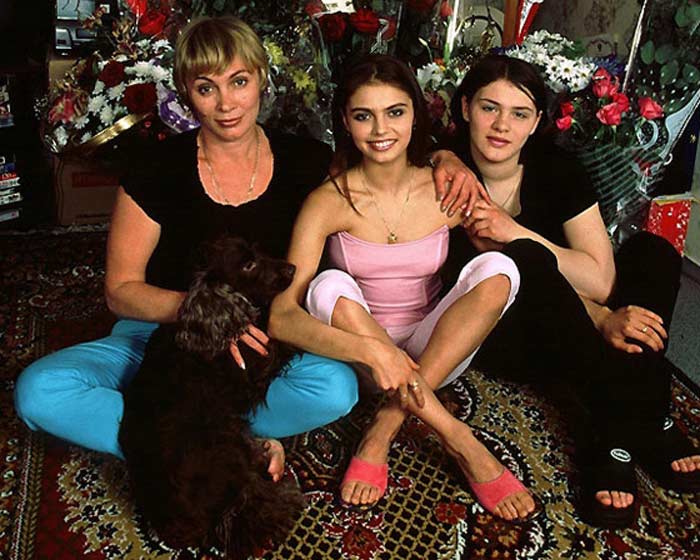 Алина Кабаева с мамой и сестрой