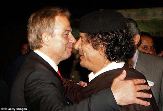 Блэр и Каддафи 1