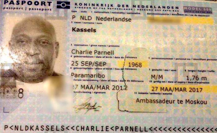 Чарли Кэселз Армстронг паспорт