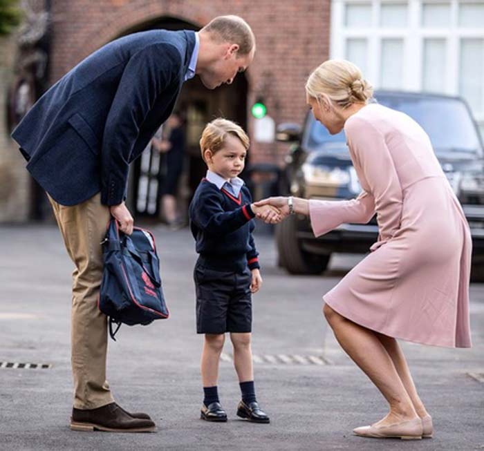 принц Джордж впервые идет в школу