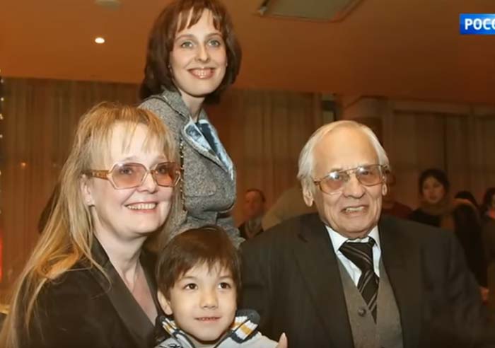 Наталья Белохвостикова с семьей