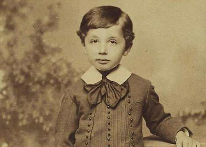 Детское фото Эйнштейна