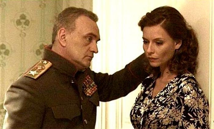 актеры фильма жуков с балуевым. kadr biopic zhukov 2011 06. актеры фильма жуков с балуевым фото. актеры фильма жуков с балуевым-kadr biopic zhukov 2011 06. картинка актеры фильма жуков с балуевым. картинка kadr biopic zhukov 2011 06.