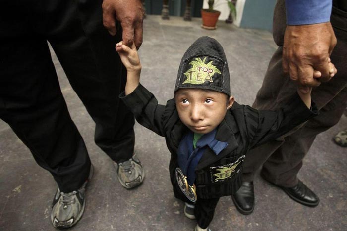 самый маленький человек в мире Хагендра Тапа Магар