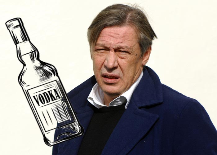 Михаил Ефремов и бутылка водки