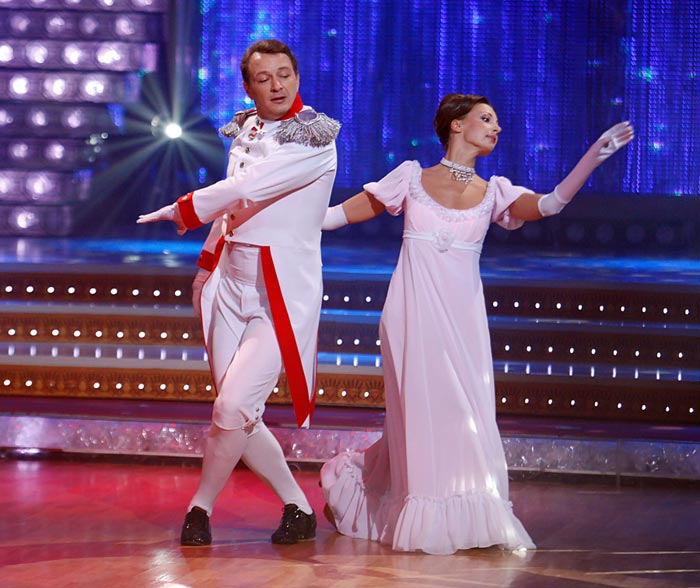 Кристина Асмаловская и Марат Башаров в шоу Танцы со звездами 2
