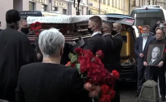 Похороны Василия Ланового 5