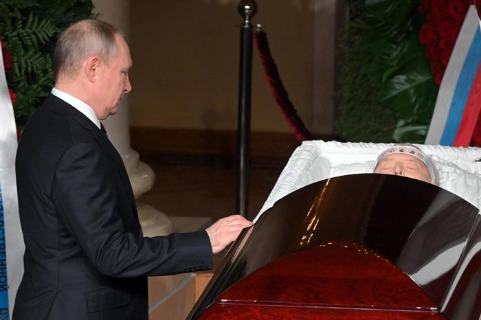 Владимир Путин похороны Владимира Жириновского
