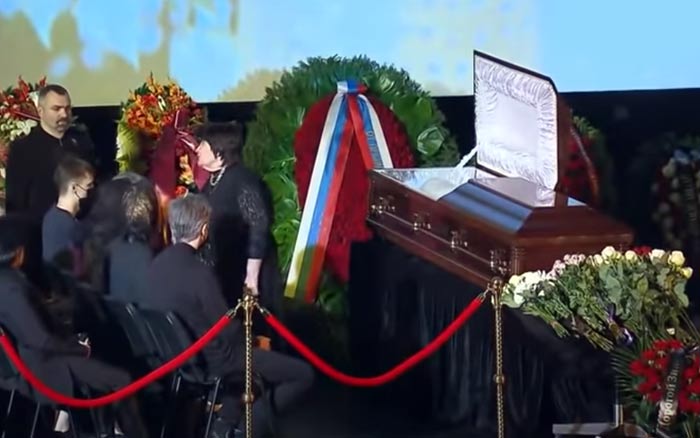 Похороны Зинаиды Кириенко 2