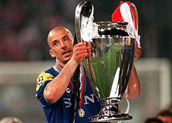 Джанлука Виалли