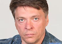 актер Павел Маркин