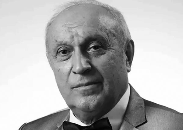 Александр Лавринович