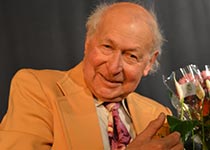 Александр Мерлин