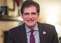 Джош Беккер