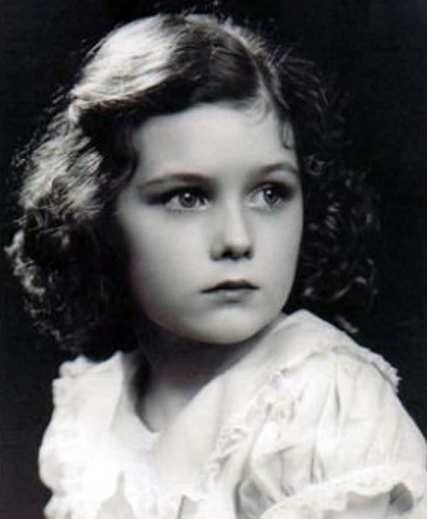 В возрасте 99 лет скончалась американская актриса Мэрилин Ноулден Мэрилин Ноулден