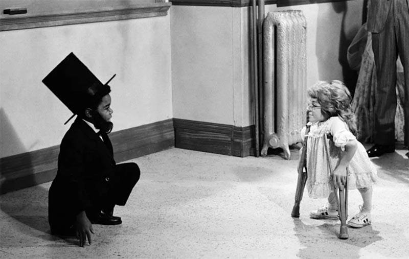 Мелани Уотсон Бернхардт в сериале Разные удары судьбы