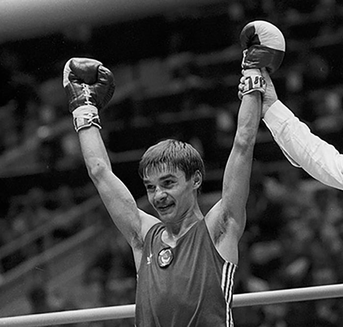 В возрасте 66 лет скончался советский боксер, серебряный призер Олимпийских игр 1980 года в Москве, чемпион Европы, заслуженный мастер спорта СССР Виктор Мирошниченко Виктор Мирошниченко