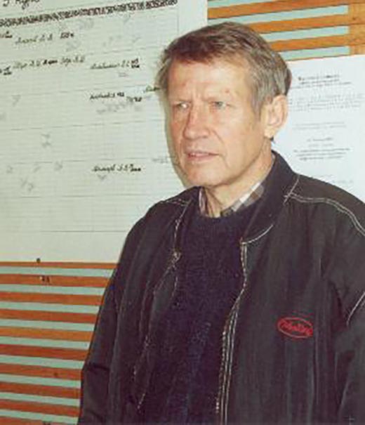 Владимир Леонтьев