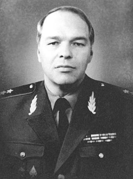 В возрасте 79 лет скончался советский и российский деятель органов государственной безопасности, командир группы «Альфа» (1995—1998), генерал-лейтенант Александр Гусев Александр Гусев