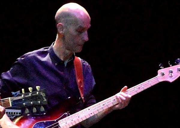 В возрасте 71 года скончался английский рок-музыкант, автор песен, бас-гитарист группы The Rumour Эндрю Боднар Эндрю Боднар