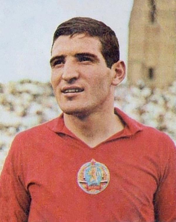 В возрасте 80 лет скончался болгарский футболист и тренер Димитр Пенев Димитр Пенев
