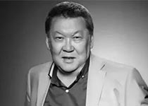 Есмухан Обаев