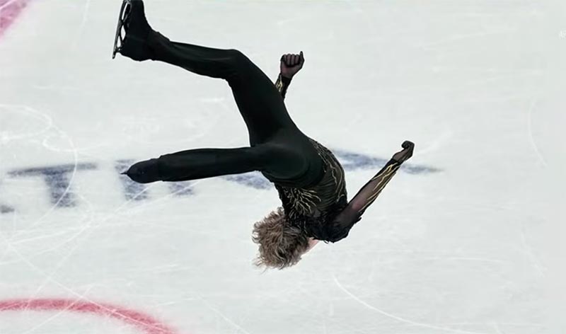 Илья Малинин сальто назад