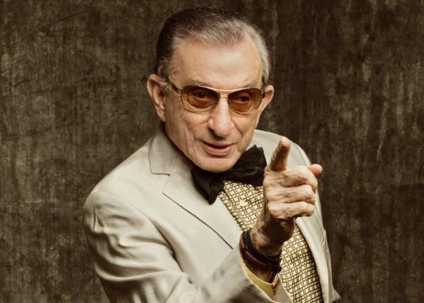 В возрасте 97 лет скончался турецкий актер, режиссер и драматург Халдун Дормен Халдун Дормен