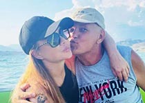 Певица МакSим с отцом