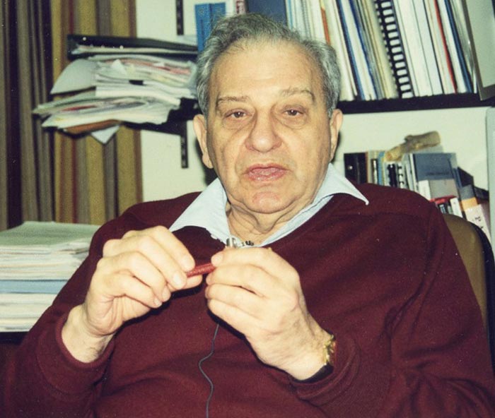 В возрасте 102 лет скончался американский химик канадского происхождения, основоположник теории переноса электрона в растворах (теория Маркуса), лауреат Нобелевской премии по химии 1992 года Рудольф Маркус Рудольф Маркус