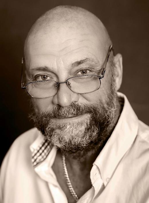 В возрасте 65 лет скончался советский и российский актер театра и кино Валерий Смородин Валерий Смородин