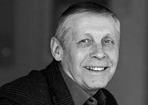 актер Виктор Яковлев