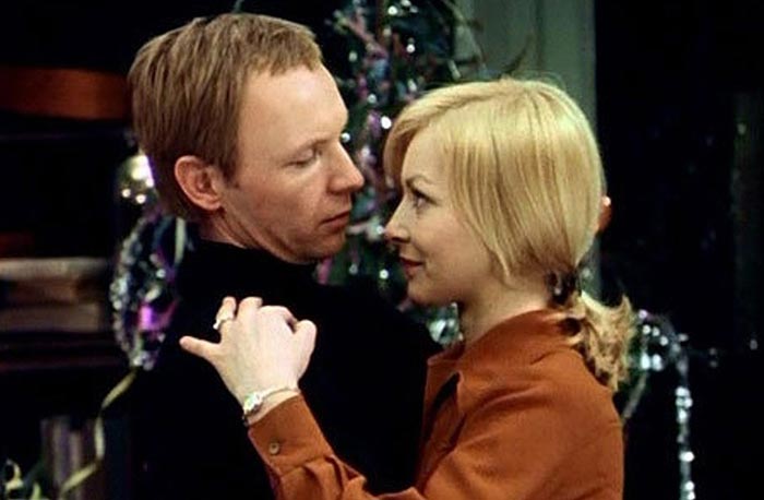 кадр из фильма Ирония судьбы или С лёгким паром