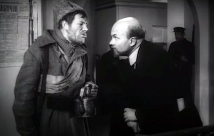 кадр из фильма Человек с ружьём