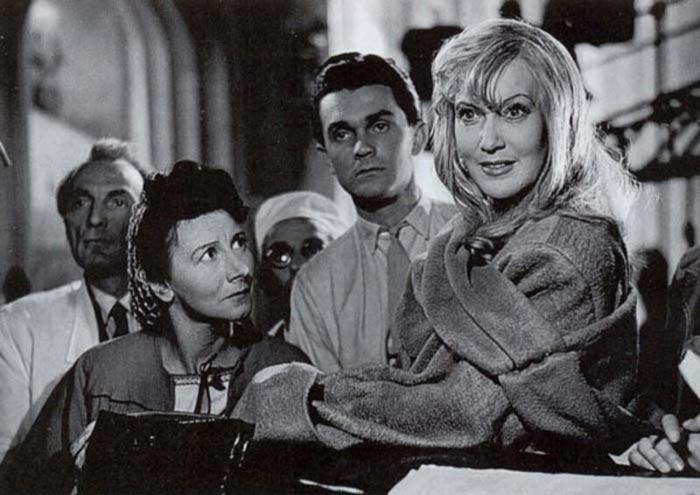 Кадр из фильма Весна