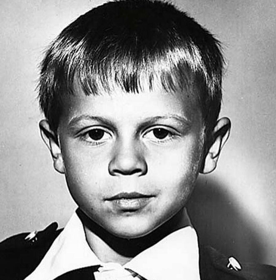 Павел деревянко в детстве фото ералаш