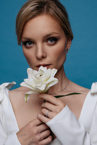 Эмилия Коста фото 11