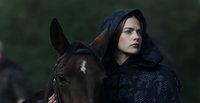 Лаура Берлин в роли Эммы Нормандской фото 15