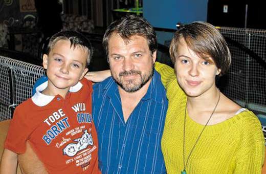 Андрей Биланов с детьми