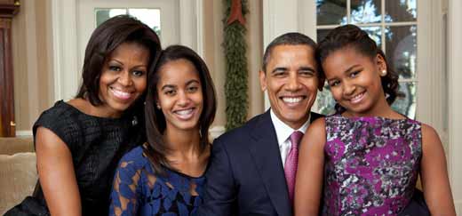 Барак Обама с женой и детьми 3