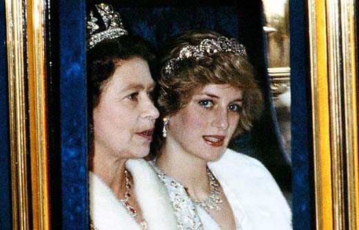 Елизавета II и леди Диана