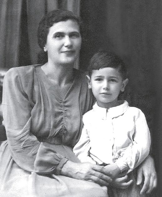Евгений Петросян с мамой