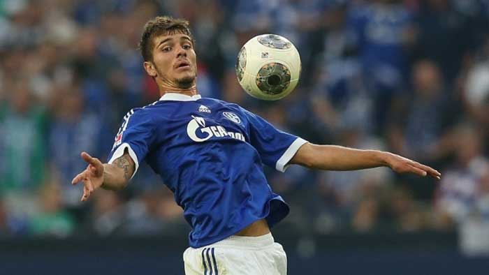 Роман Нойштедтер 2