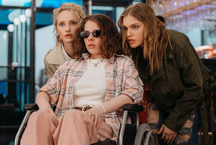 Анна Бегунова в сериале Люби меня, люби
