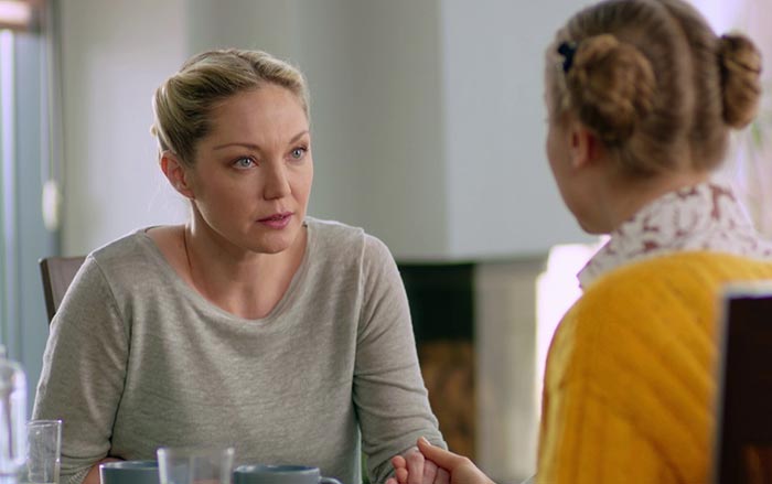 Мария Аниканова в сериале Замок на песке