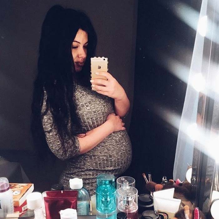 беременная Елена Степунина